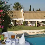 Capitalmoura Mouragolf Village 3* Vilamoura