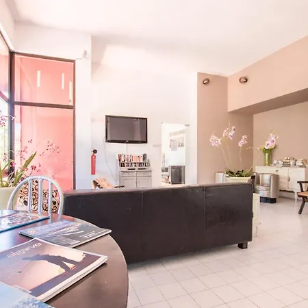 Hotel apartamentowy Capitalmoura Mouragolf Village Vilamoura