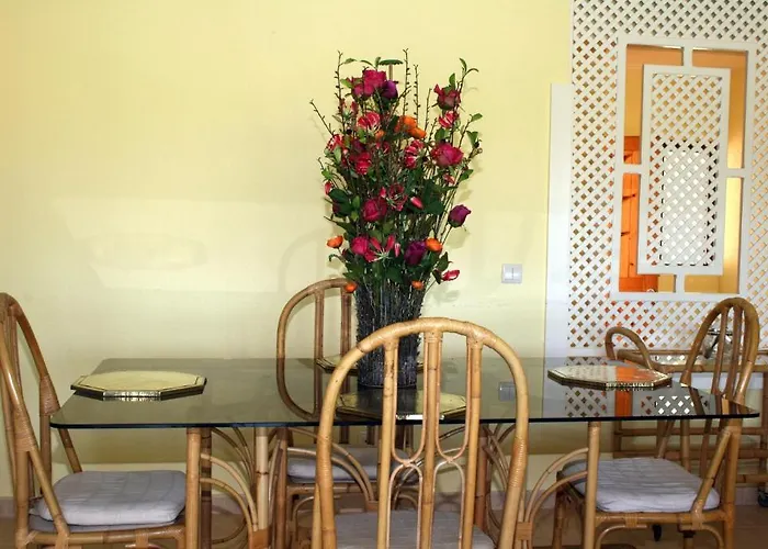 公寓式酒店 卡皮托莫拉 - 莫拉高尔夫乡村酒店 3*