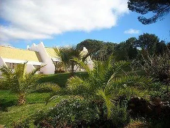 アパートホテル Capitalmoura Mouragolf Village ヴィラモウラ